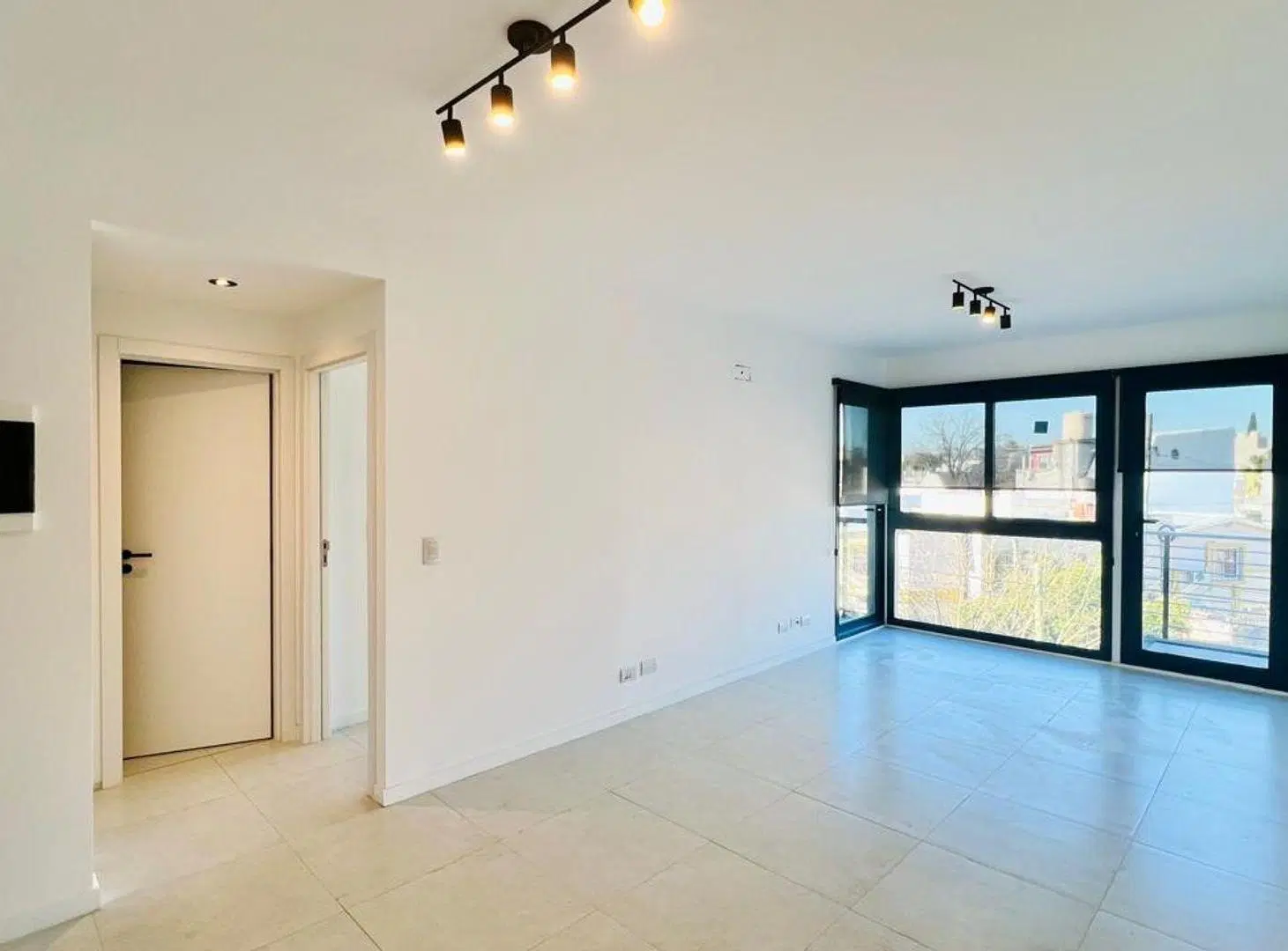 VENTA DEPTO - 2 AMB - COCHERA - VILANOVA HAEDO 4