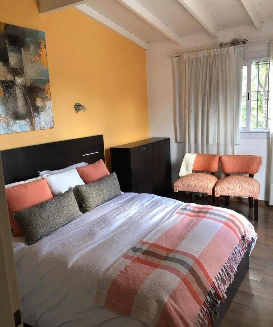 VENTA CASA 4 AMBIENTES EN BARRIO AERONÁUTICO 4