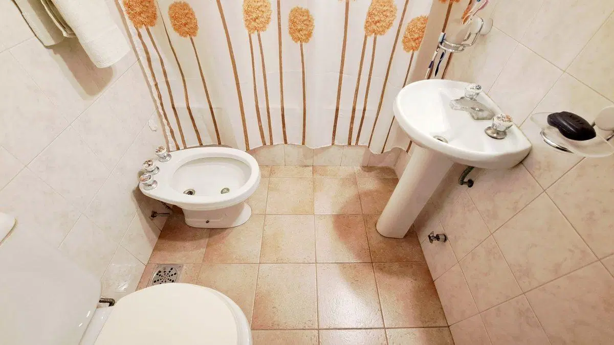 VENTA CASA 5 AMB GARAGE QUINCHO PILETA M. CORONADO 5