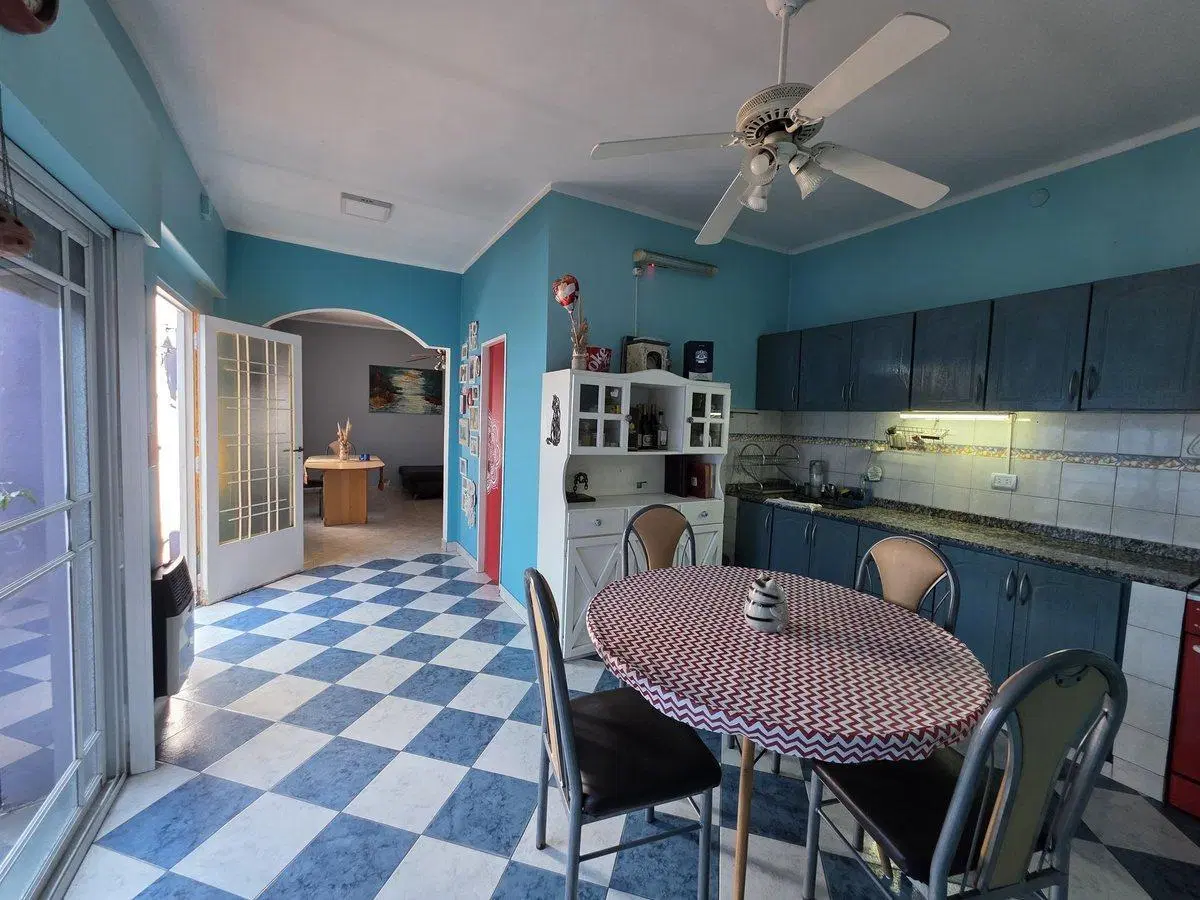 VENTA CASA 4 AMB CON TERRAZA EN TROPEZÓN PERMUTA 3