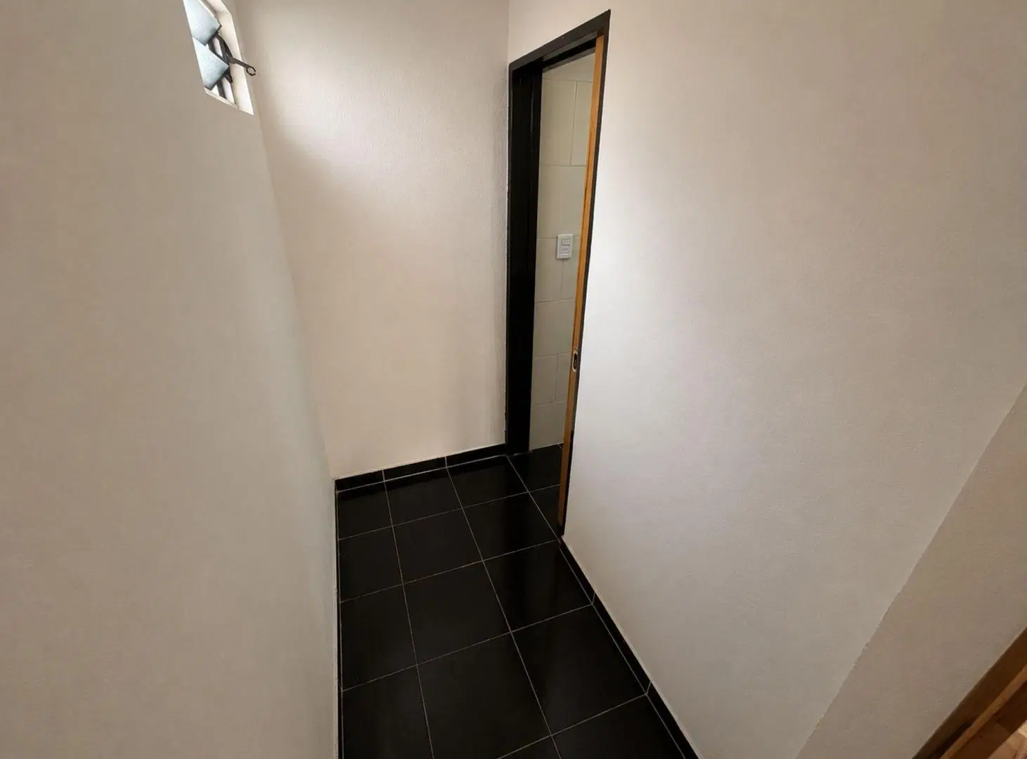 CASA 4 AMBIENTES EN VENTA LIBERTAD MERLO HELVECIA 5
