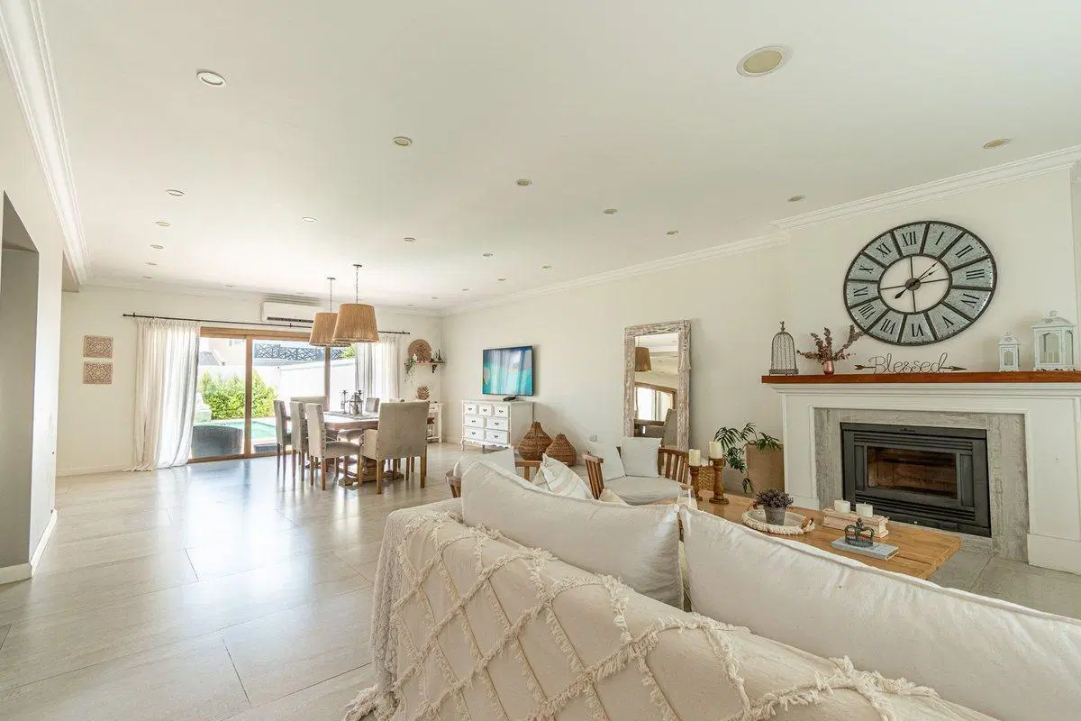 Venta Imponente Casa Barrio El Resguardo - C.Evita 5