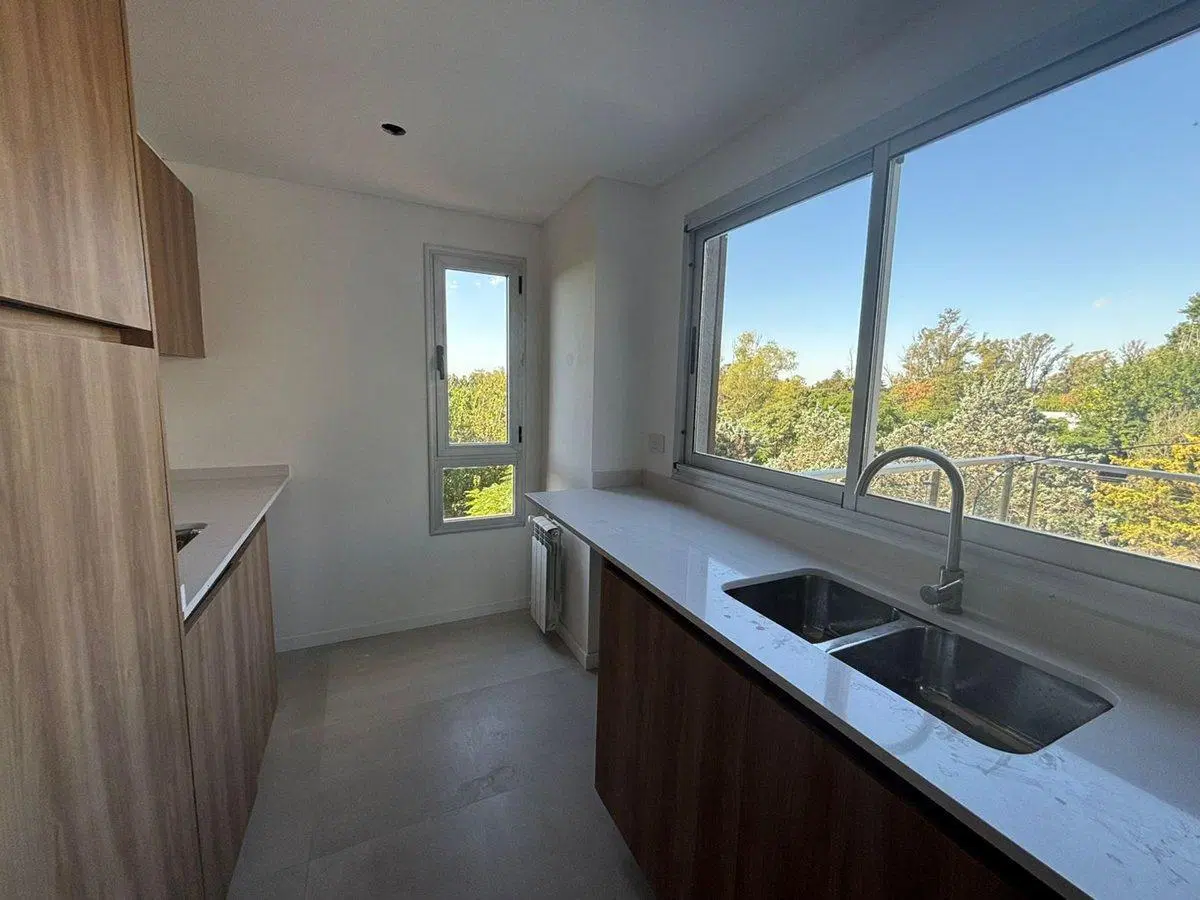 Venta Depto 4 ambientes Acorus Leloir 4