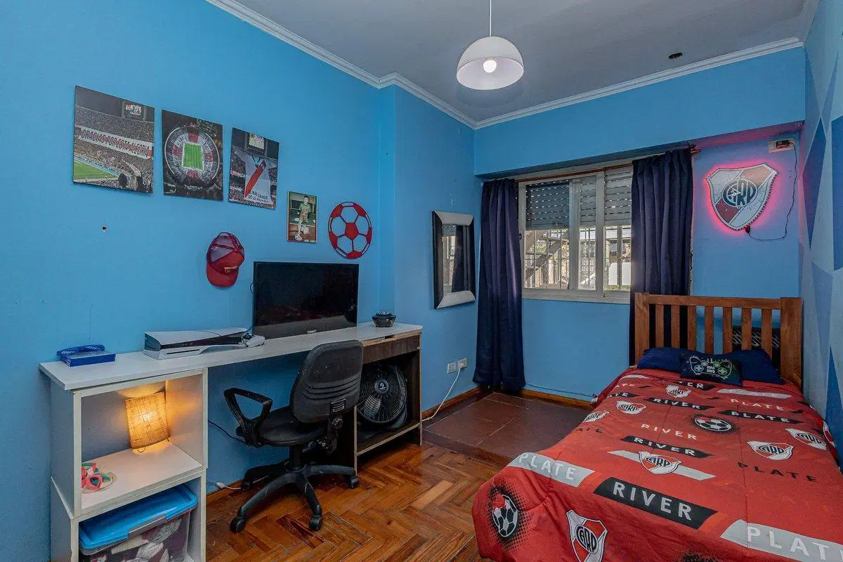 Venta - 2  propiedades C/ Cochera - San Justo. 8