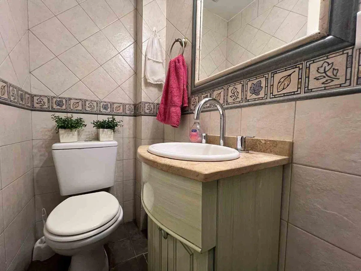 CASA VENTA TRIPLEX EN BARRIO EL MIRADOR HURLINGHAM 8