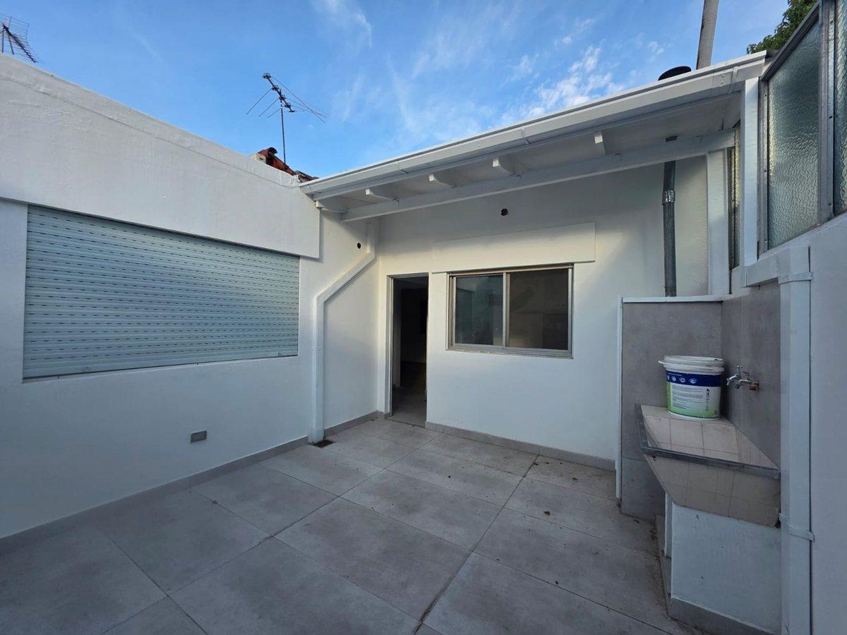 Foto de VENTA PH 3 AMB C/PATIO EN CIUDAD JARDÍN, imagen 1