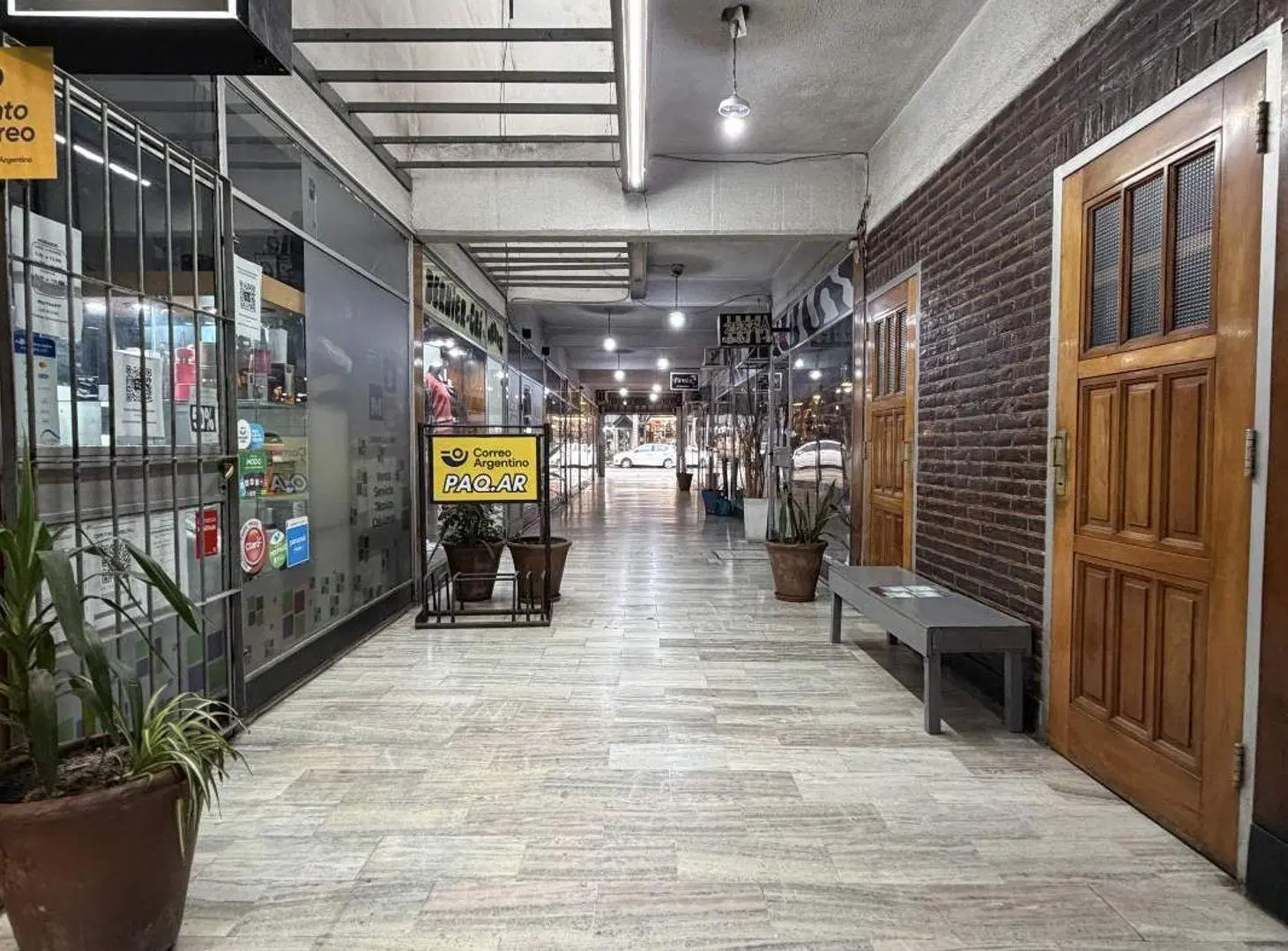 Venta Local en Galería Haedo Centro 3