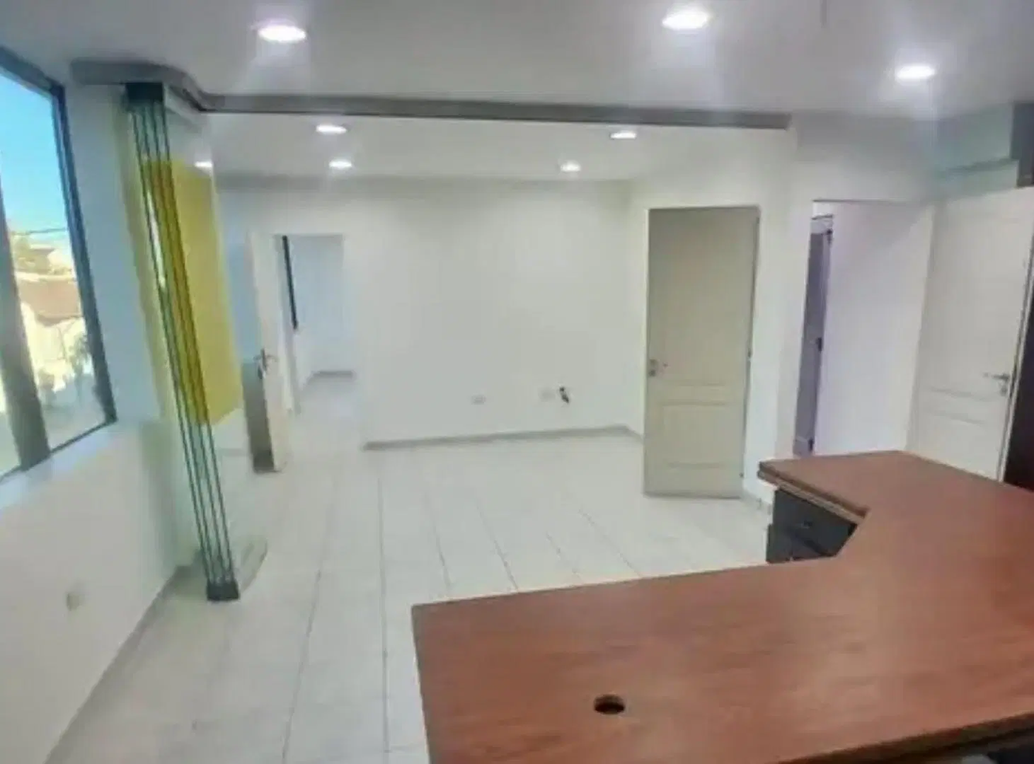 VENTA GALPÓN COMERCIAL CON DOBLE INGRESO - RAMOS 4