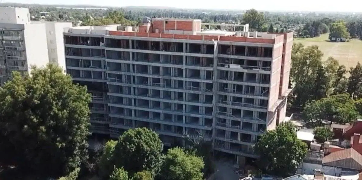 VENTA DPTO 2 AMB BALCÓN/COCH FINANCIA HURLINGHAM 3
