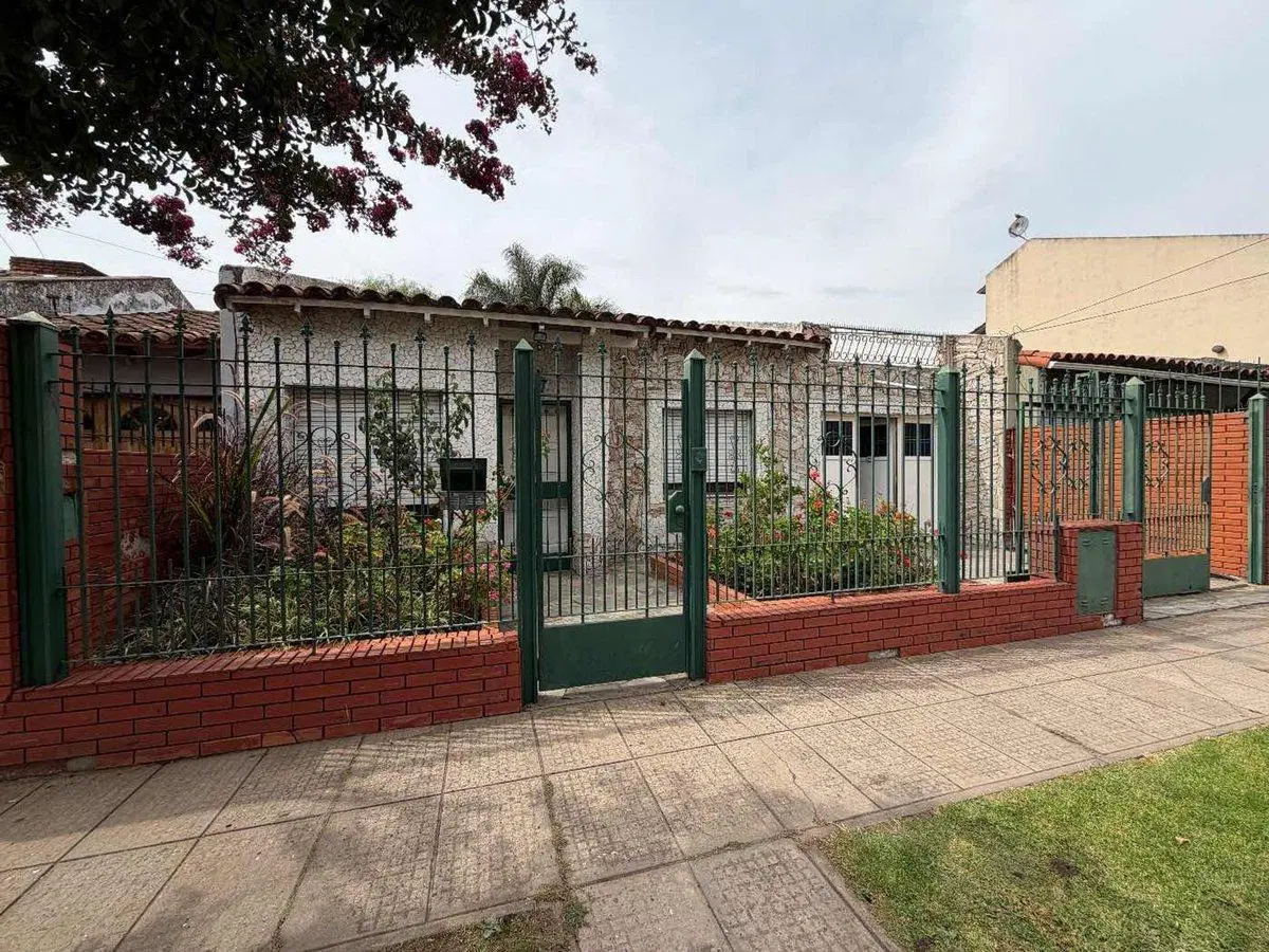 Venta Casa 4 amb - Villa Tesei - Excelente zona 2