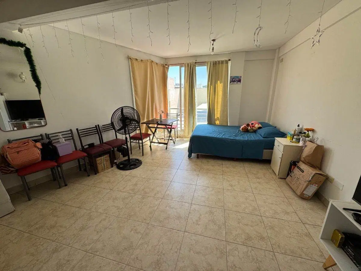 VENTA DEPTO MONOAMBIENTE CON COCHERA MORENO CENTRO 2