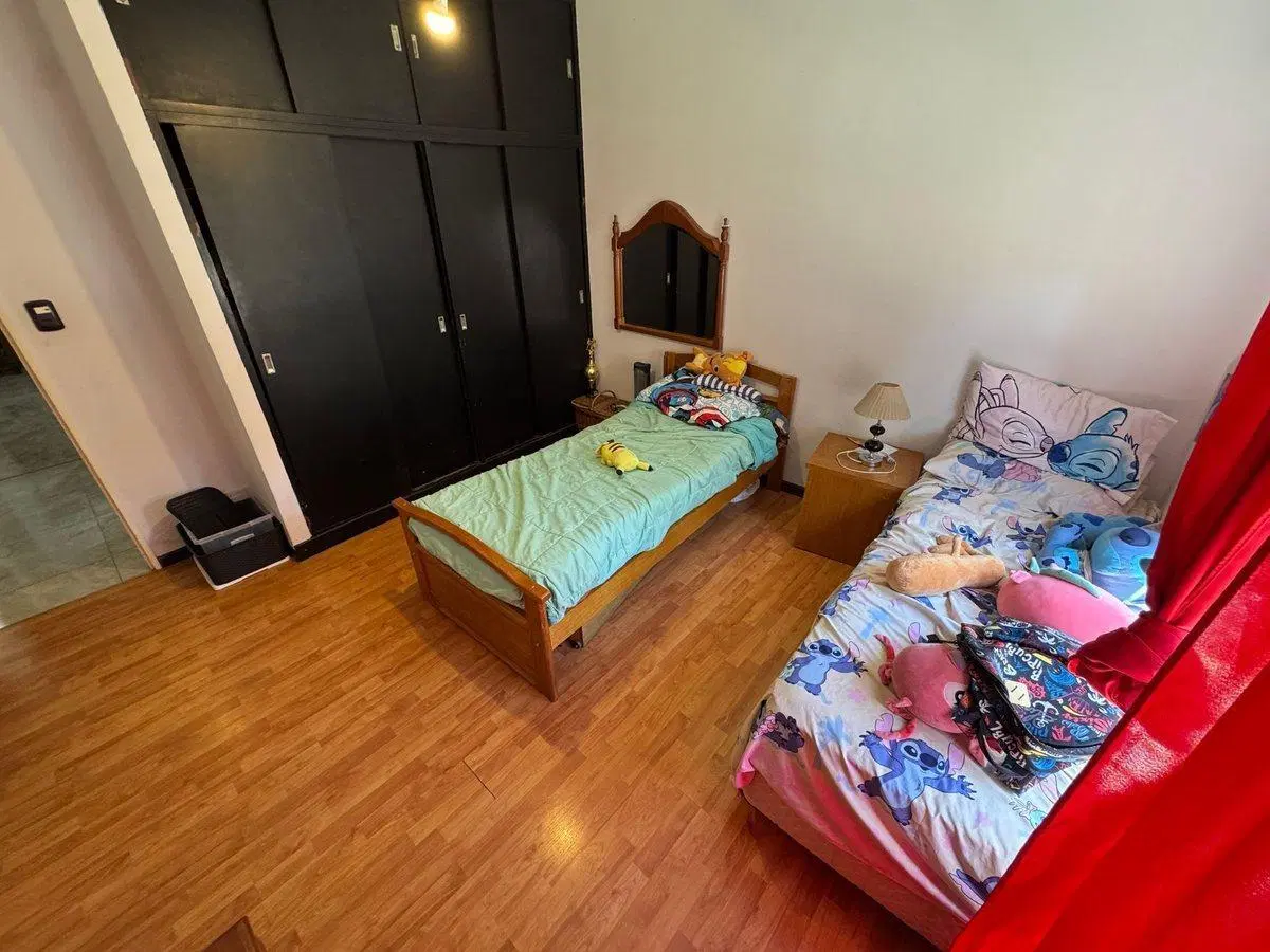 VENTA CASA 5 AMBIENTES PARQUE Y QUINCHO PODESTÁ 8