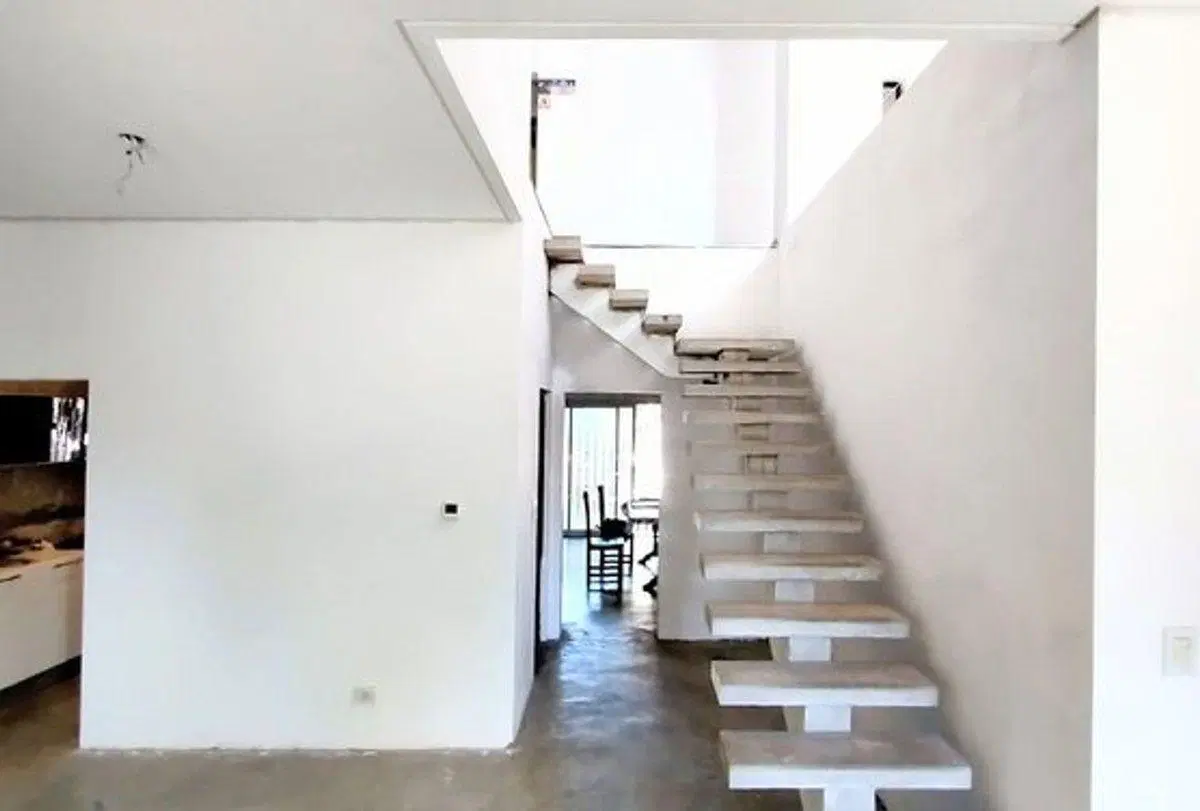 Venta CASA  ITUZAINGÓ 5 AMBIENTES COCHERA 4