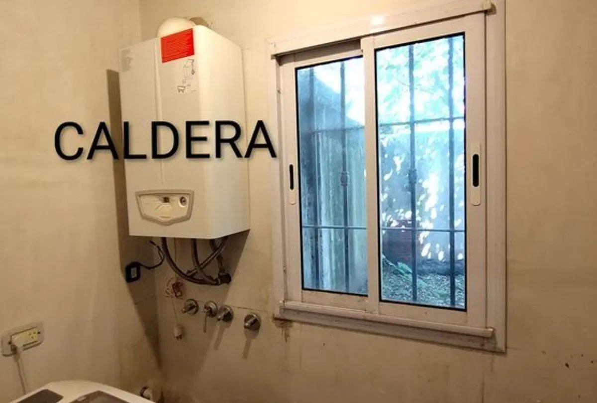 Venta CASA  ITUZAINGÓ 5 AMBIENTES COCHERA 2