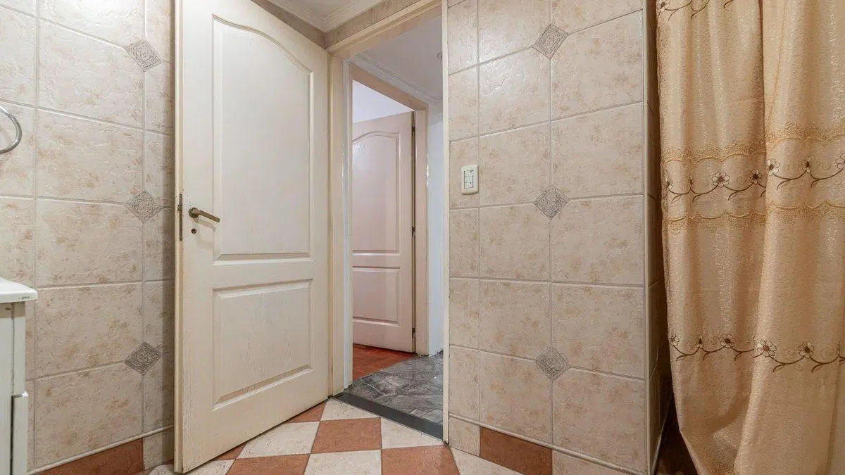 VENTA CASA 5 AMB. C/ PILETA I. CASANOVA 5