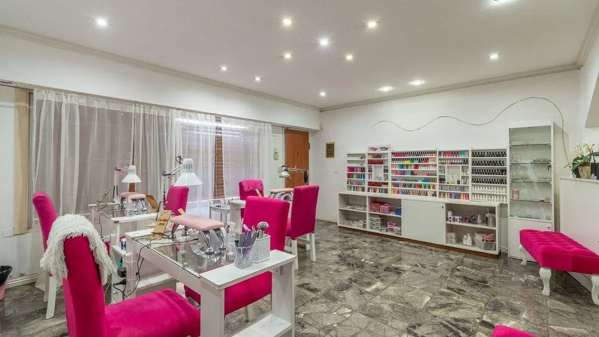 VENTA CASA 5 AMB. C/ PILETA I. CASANOVA 3