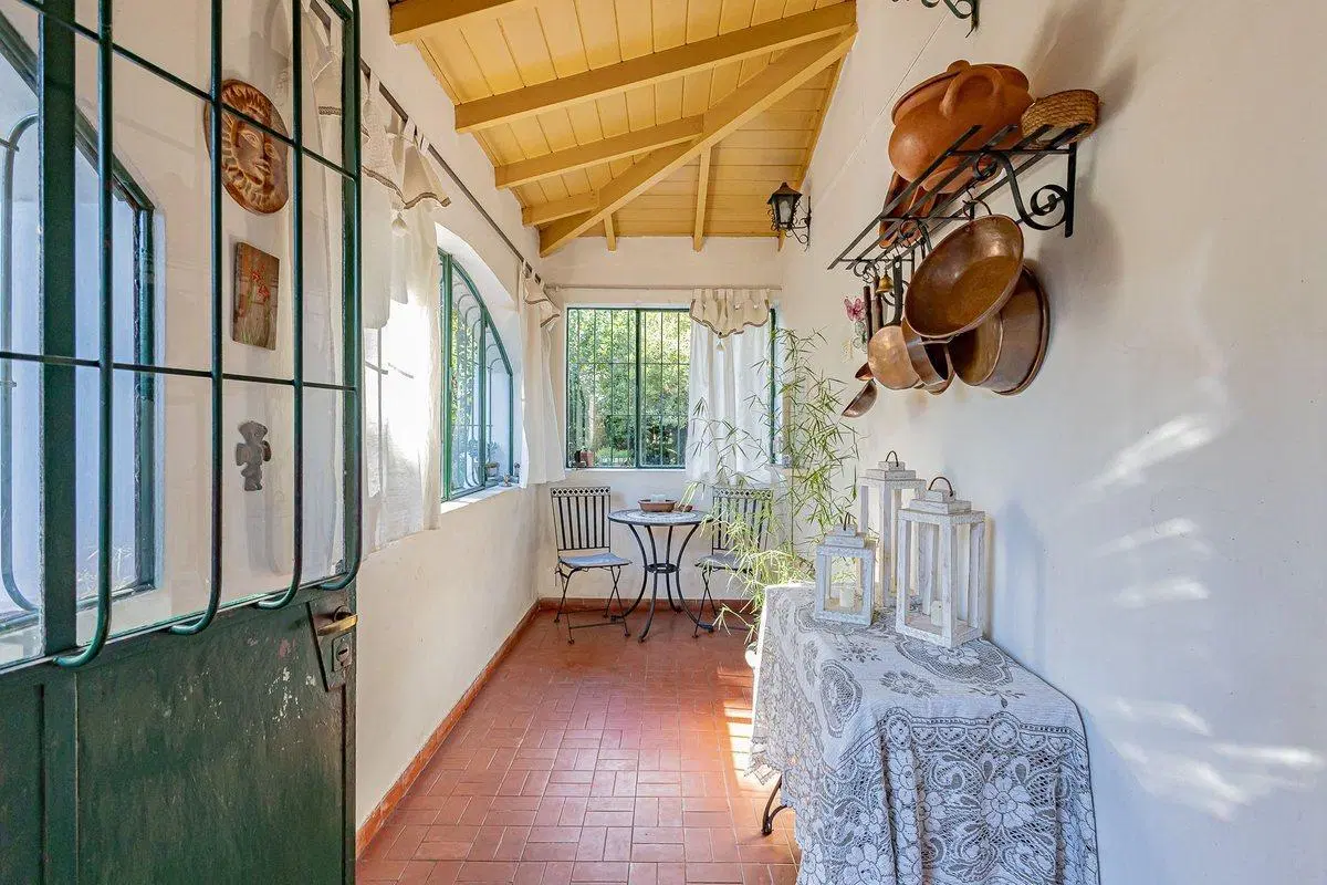 VENTA CASA QUINTA + PISCINA + PARQUE + DEPTO MERLO 4