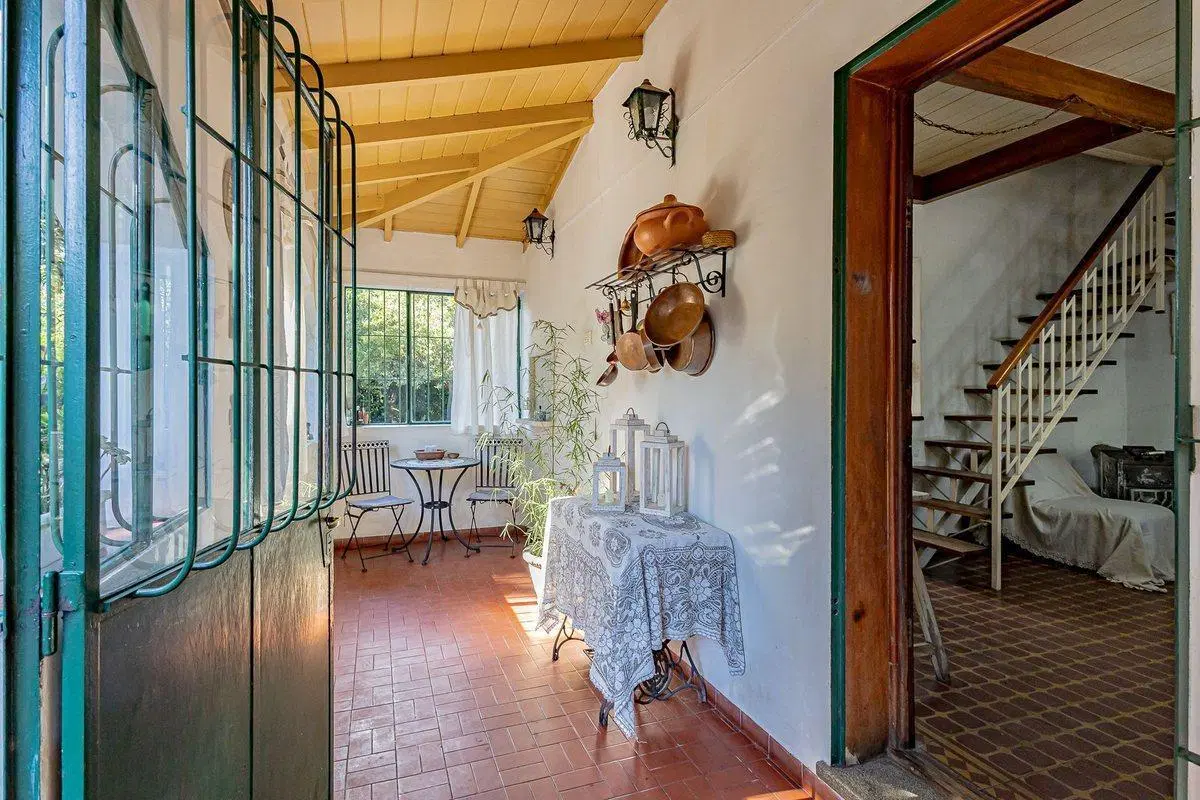 VENTA CASA QUINTA + PISCINA + PARQUE + DEPTO MERLO 5