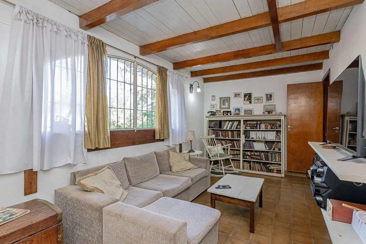 VENTA CASA QUINTA + PISCINA + PARQUE + DEPTO MERLO 2