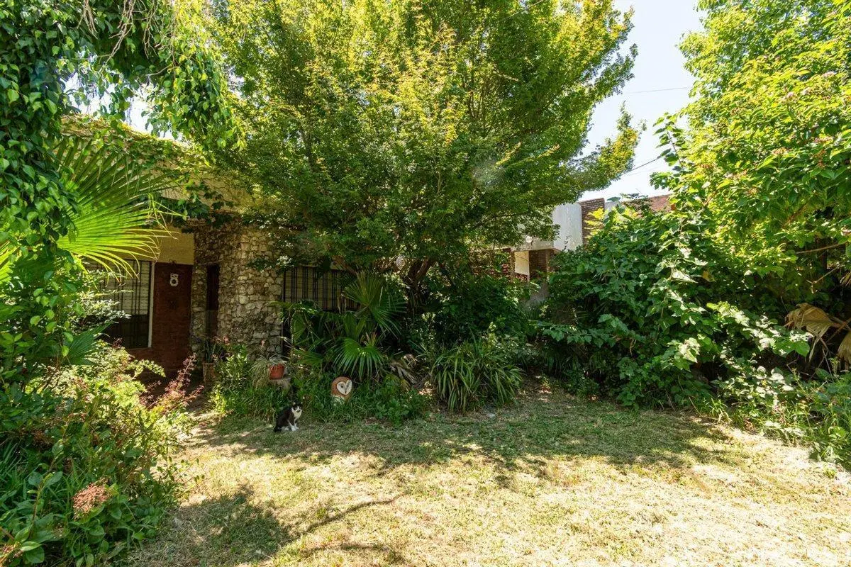 VENTA PROPIEDAD 4 AMB ZONA ITUZAINGO A REFACCIONAR 2