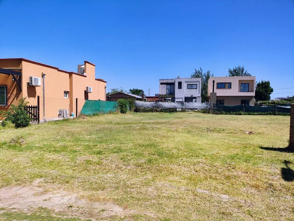 venta lote barrio Laguna Azul id/inv financia Prop 5