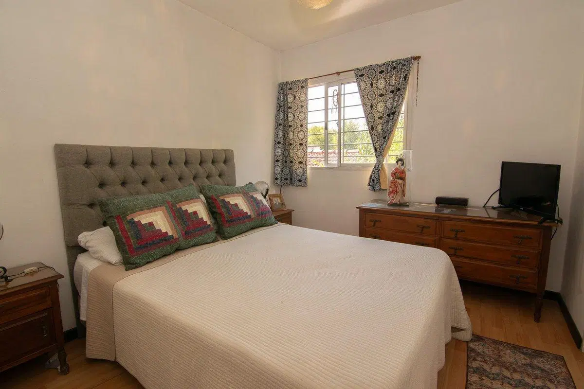 VENTA PH ITUZAINGO 4 AMB. COCHERA, PATIO APTO CRED 3
