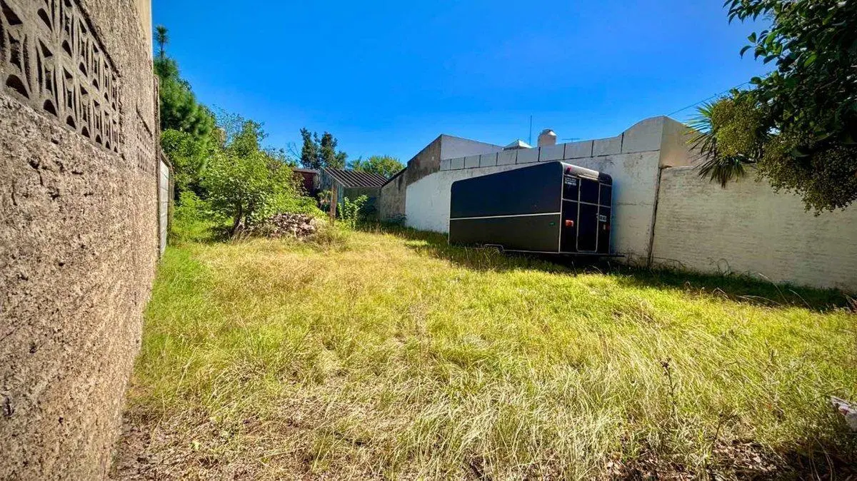 VENTA IMPECABLE LOTE 300 MTS2 SA PADUA EXC UBICAC 2