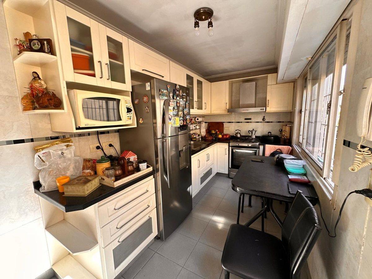 Foto de Venta casa multifamiliar -5 amb- Lomas del Mirador, imagen 5