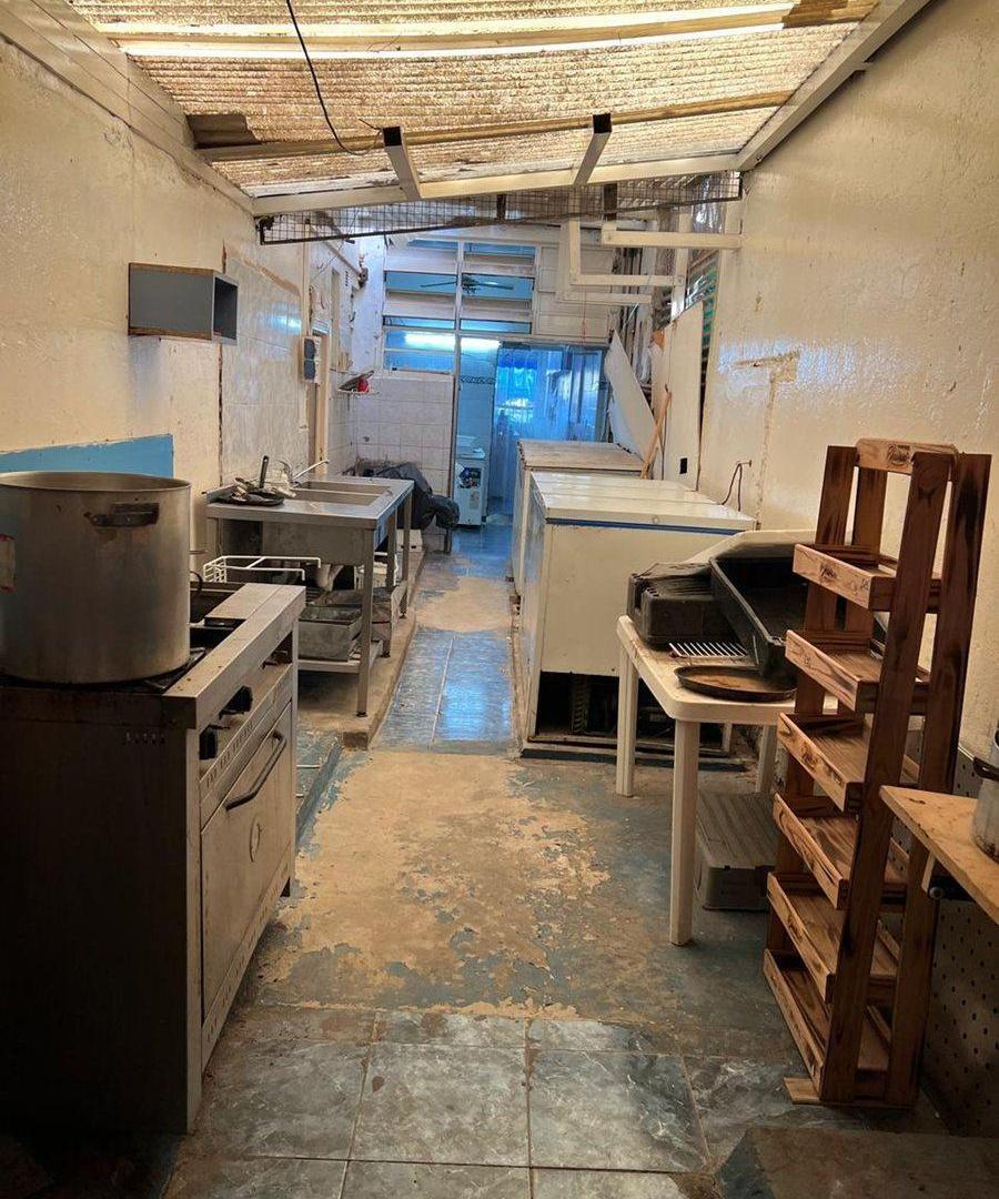 Foto de Venta Local Comercial Ballester Centro-Bajó Valor!, imagen 4