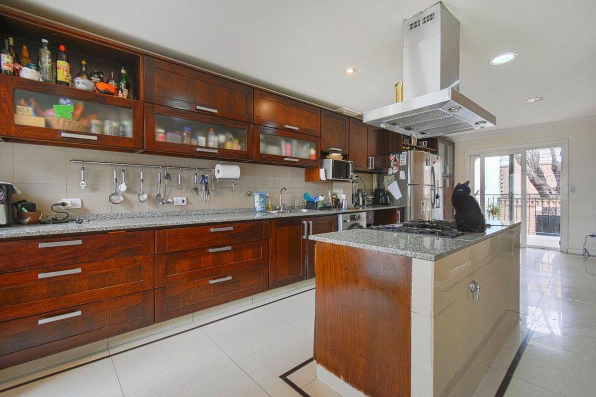 Foto de Venta Casa zona residencial de Haedo, imagen 1