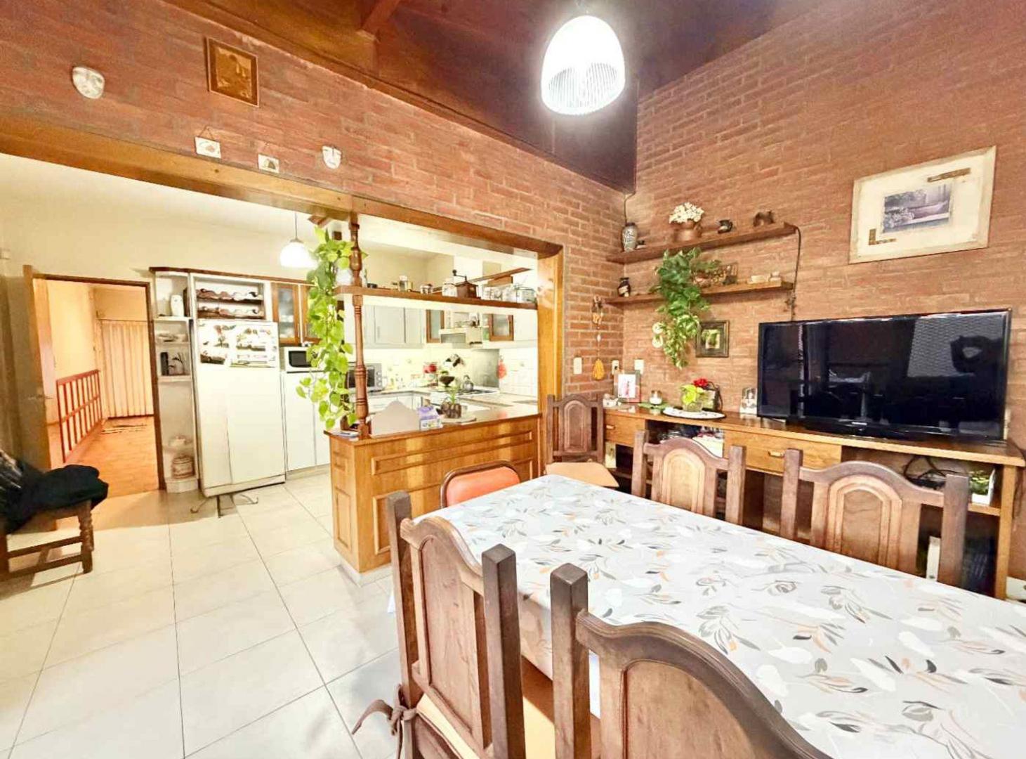 Foto de VENTA CASA 3 AMB PATIO COCH HURLINGHAM - APTO CRED, imagen 3