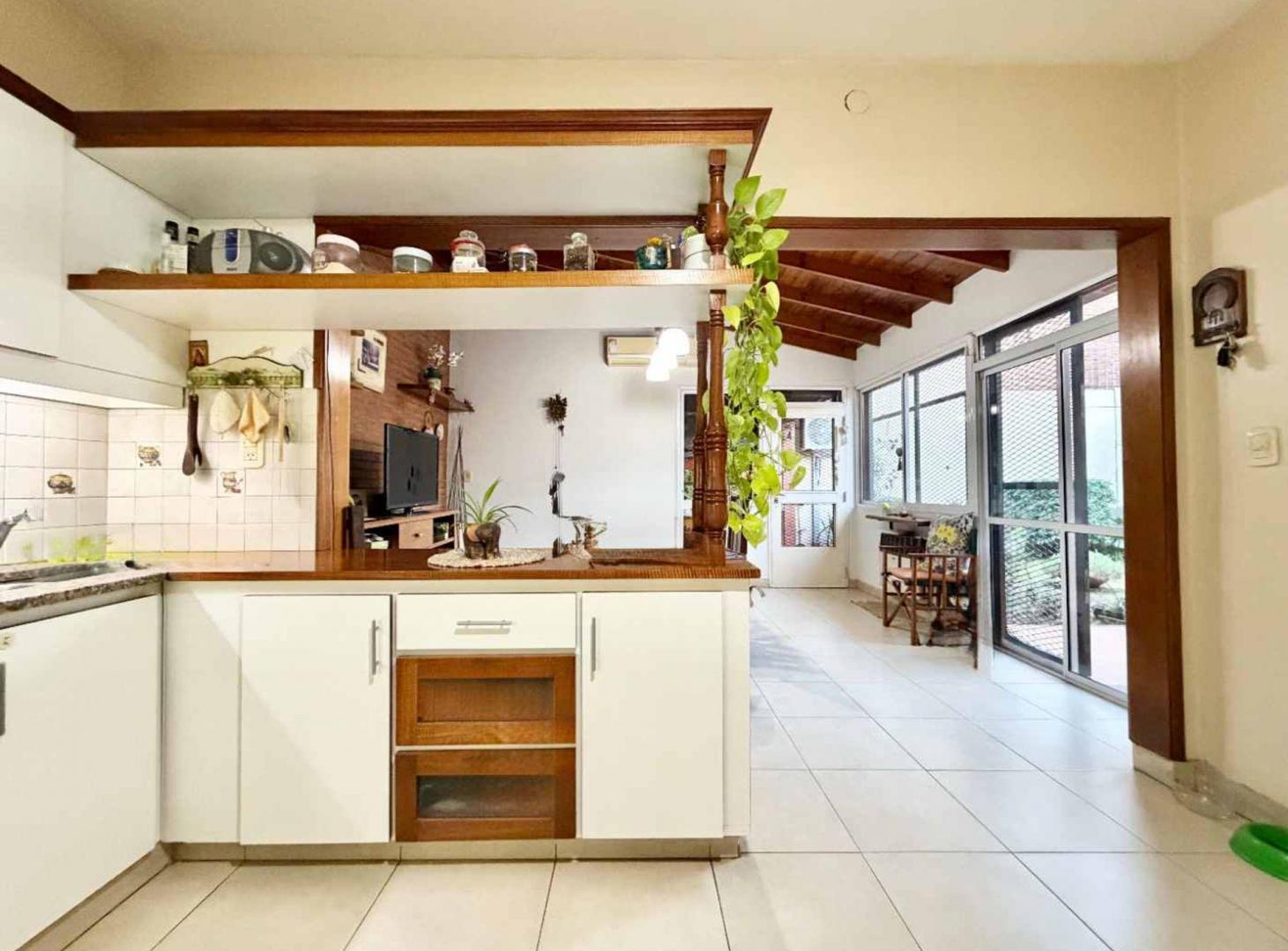 Foto de VENTA CASA 3 AMB PATIO COCH HURLINGHAM - APTO CRED, imagen 1