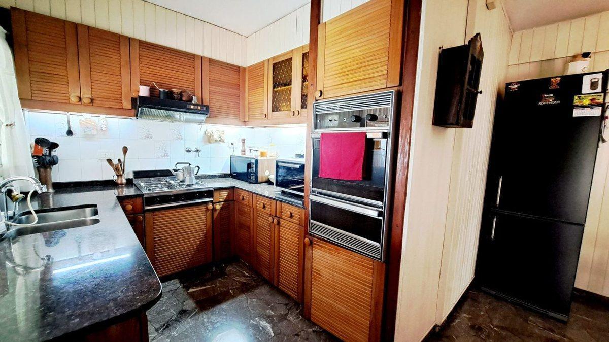 Foto de VENTA CASA 5 AMB GARAGE QUINCHO PILETA M. CORONADO, imagen 2