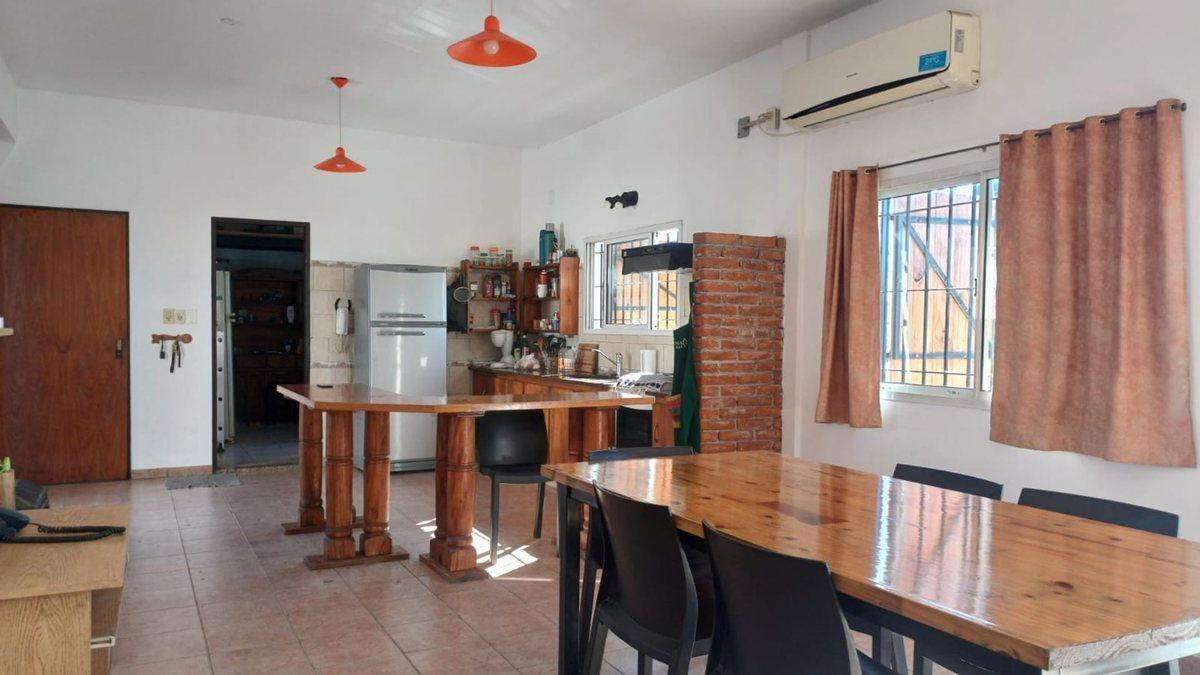 Foto de Local comercial más amplio departamento Hurlingham, imagen 4