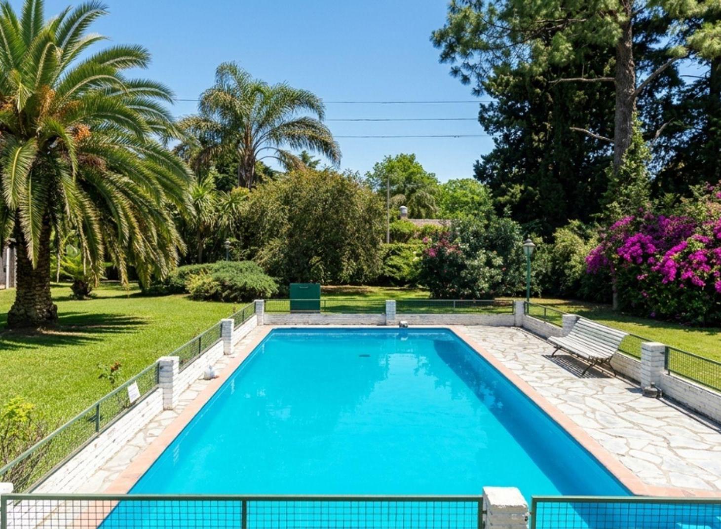 Foto de Venta Casa Quinta 3 Dormitorios Pileta Quincho, imagen 2