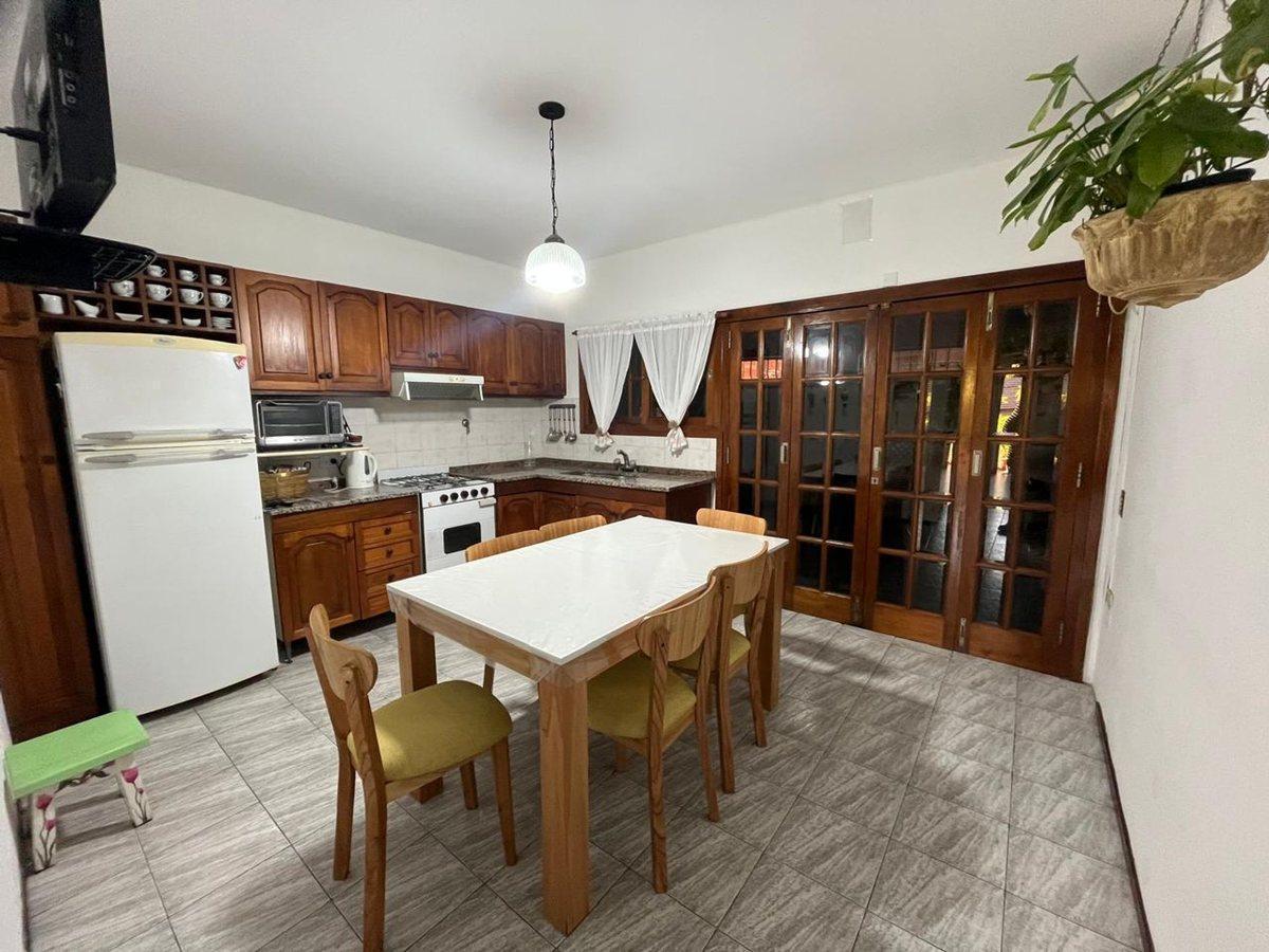 Foto de VENTA TRIPLEX CON COCHERA MORON CENTRO/APTO CRED, imagen 5