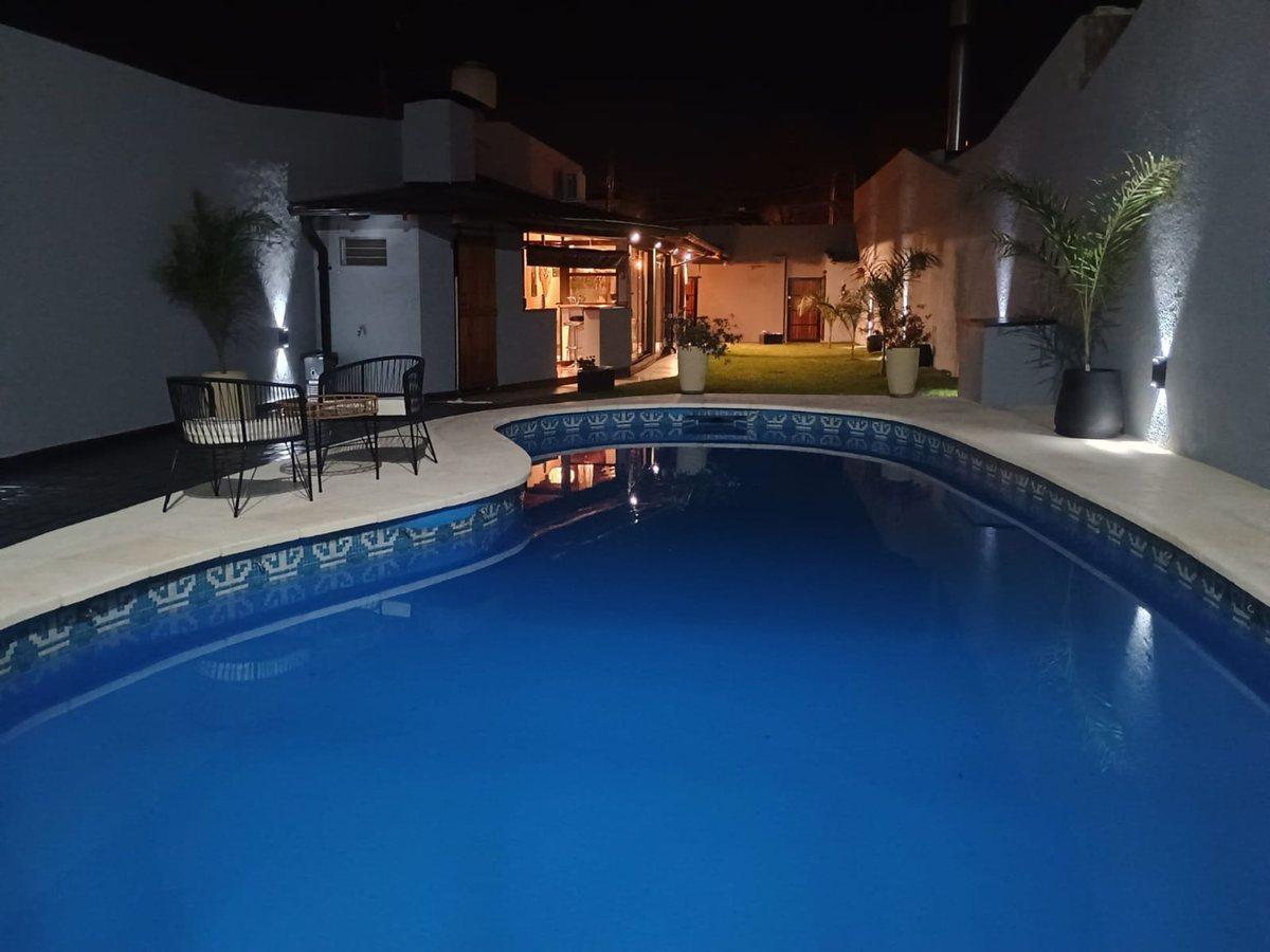 Foto de Venta casa 5 amb - quincho y pileta - San Fernando, imagen 3