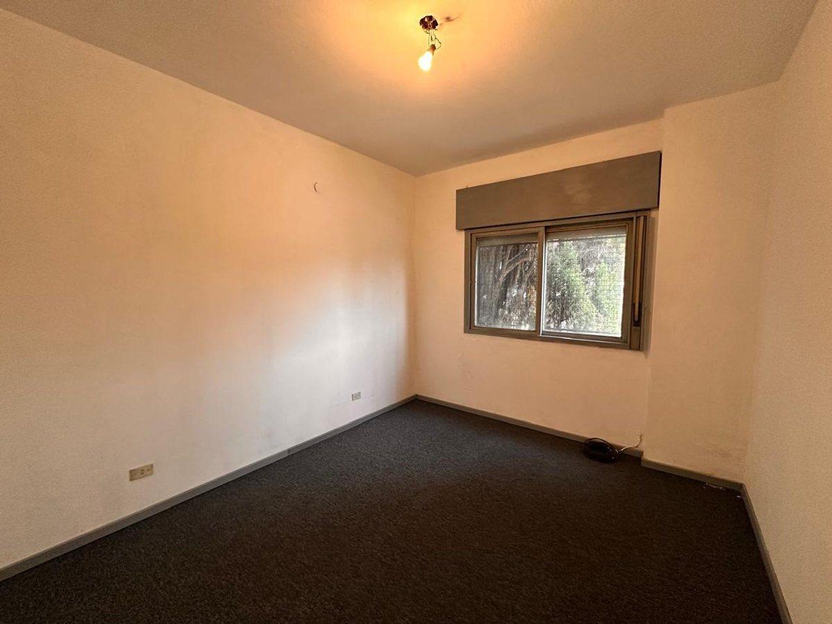 Foto de Venta Dúplex Tipo casa 3 amb Haedo cochera, imagen 5