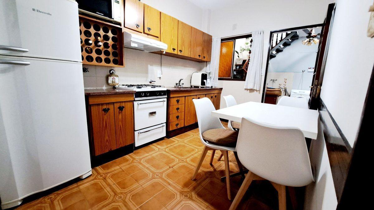 Foto de VENTA CASA 4 AMB GARAGE PATIO BALCÓN EL PALOMAR, imagen 1