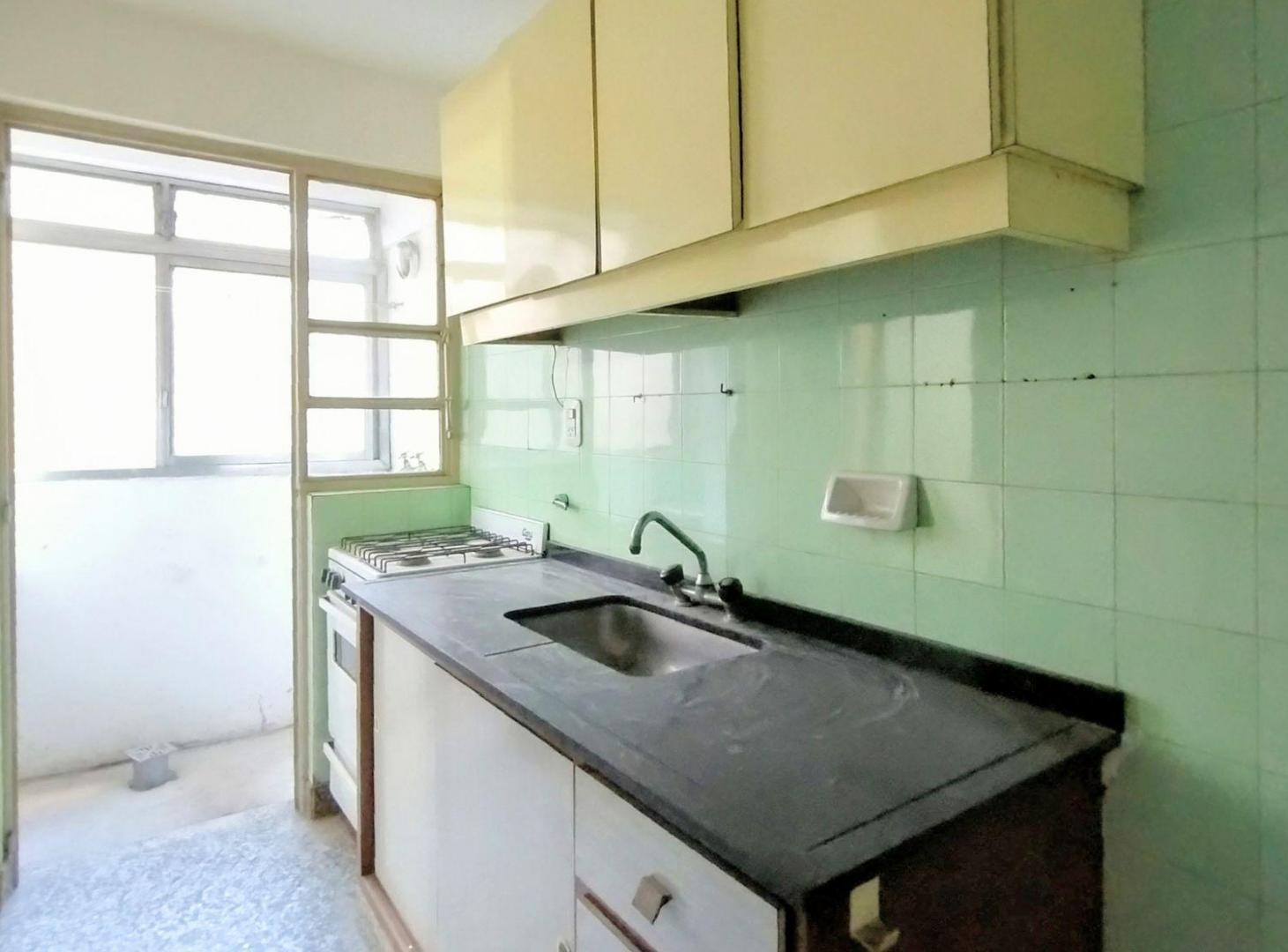 Foto de Venta departamento 2 Amb Caballito Subte Trambus, imagen 1