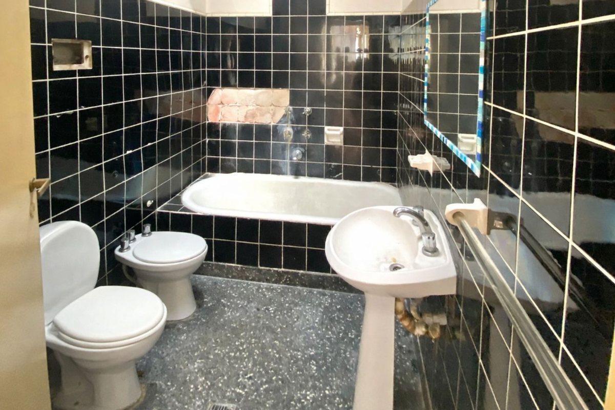 Foto de VENTA CASA/LOCAL PILAR CENTRO IDEAL INVERSORES, imagen 3