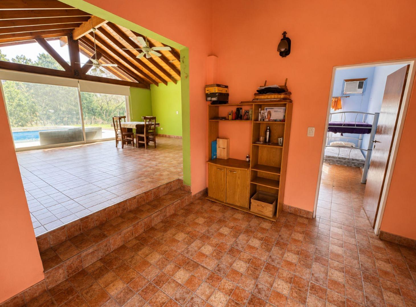 Foto de CASA QUINTA 4 AMBIENTES EN VENTA GENERAL RODRIGUEZ, imagen 2