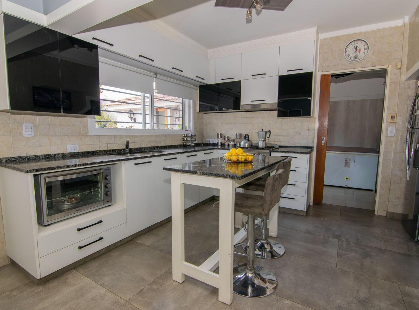 Foto de VENTA CASA 5 AMB RAMOS MEJIA PATIO PILETA COCHERA, imagen 3