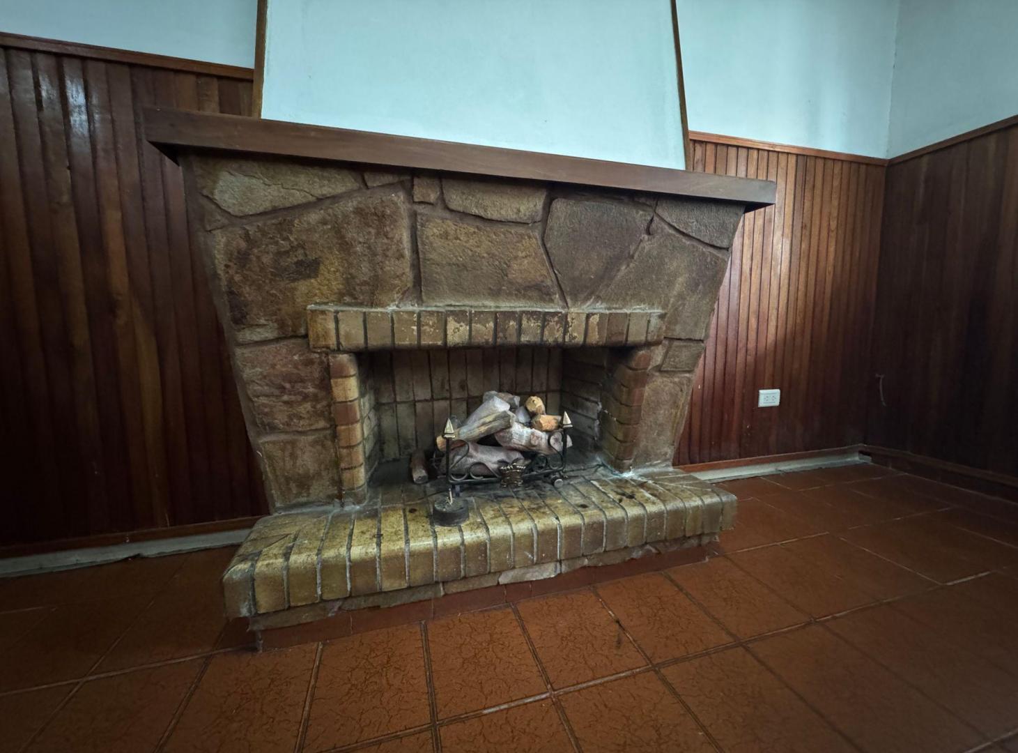 Foto de VENTA-CASA+LOCAL 4 AMBIENTES-EL TALAR-LOTE AMPLIO, imagen 2