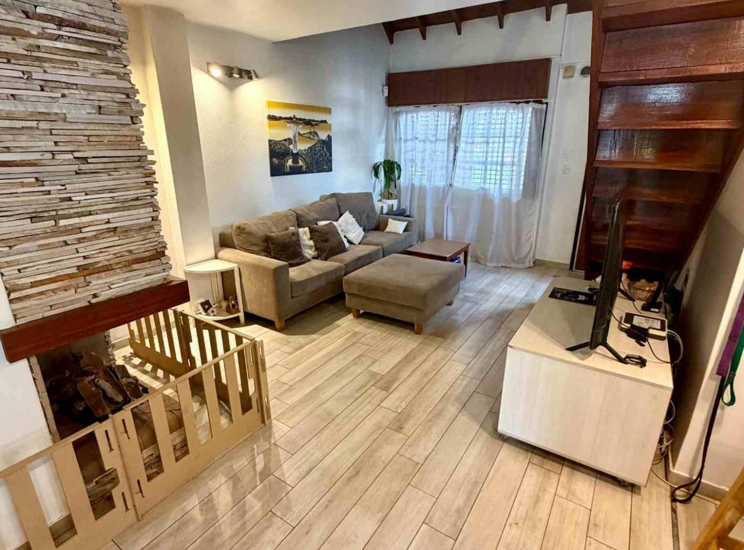 Foto de VENTA Dúplex 3 AMB. VILLA SARMIENTO | APTO CRÉDITO, imagen 2