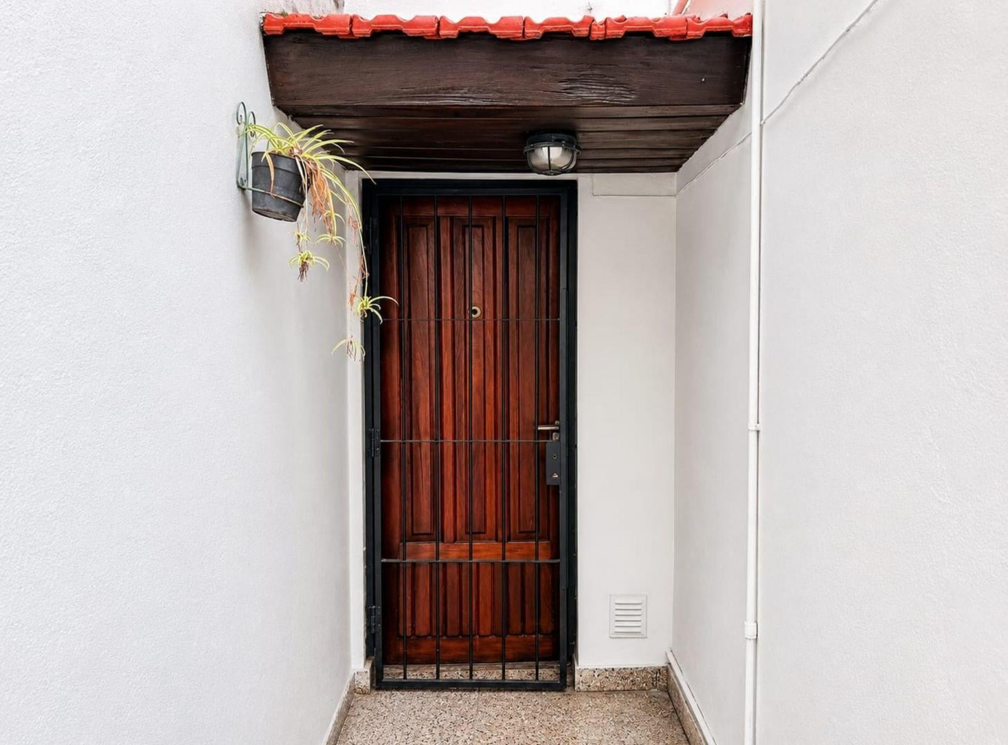 Foto de Venta PH 2 Amb - Av. San Martin Lomas Del Mirador, imagen 1