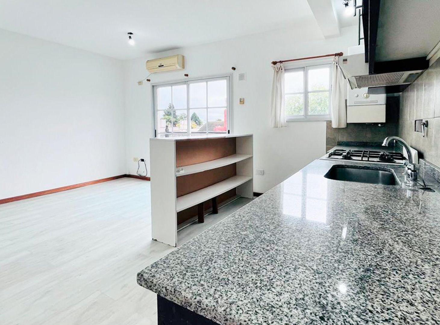 Foto de VENTA DEPARTAMENTO 2 AMB. BARRIO GÜEMES, HAEDO, imagen 5