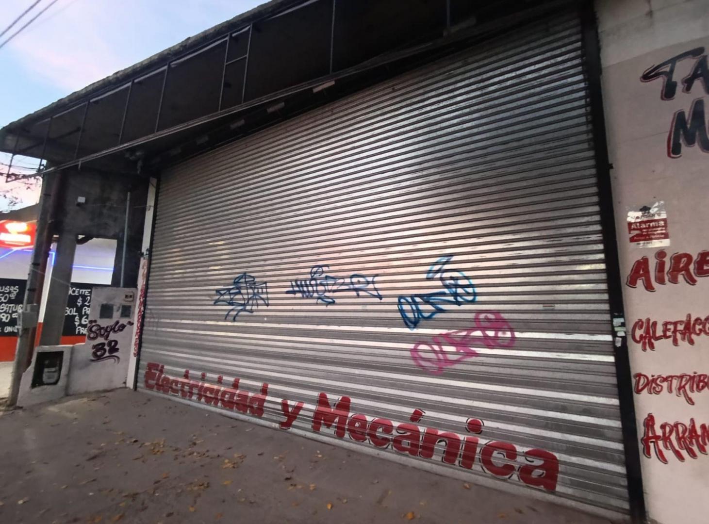 Foto de VENTA LOCAL 200 M SAN MIGUEL SOBRE BALBIN, imagen 2
