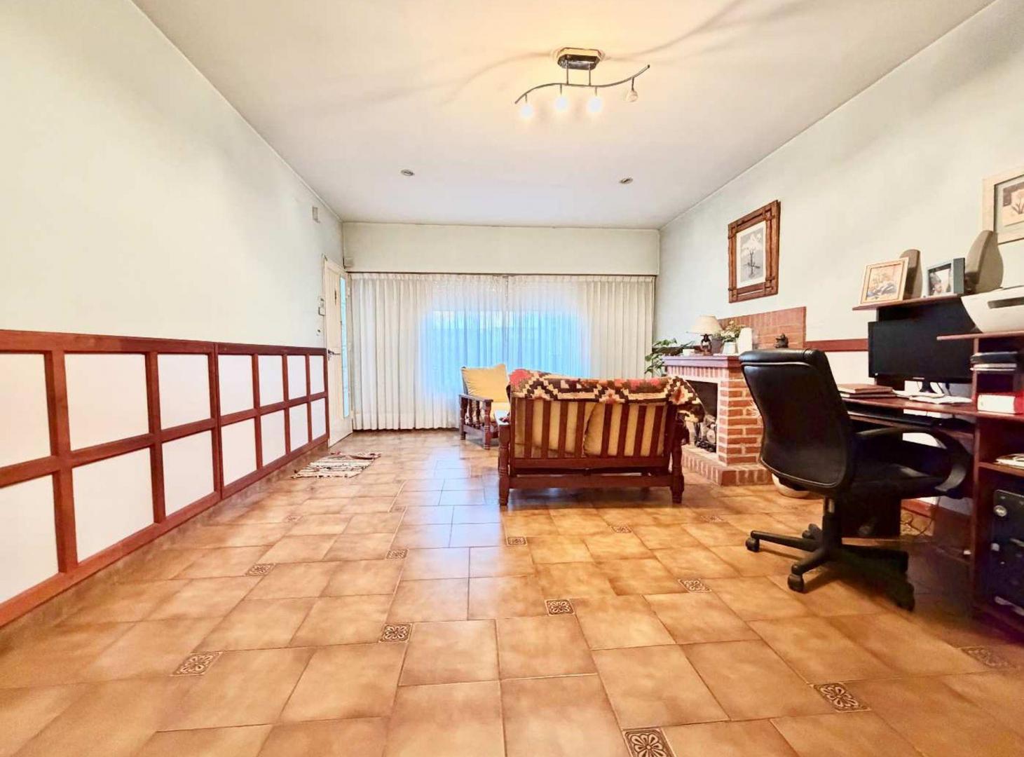 Foto de VENTA CASA 3 AMB PATIO COCH HURLINGHAM - APTO CRED, imagen 3