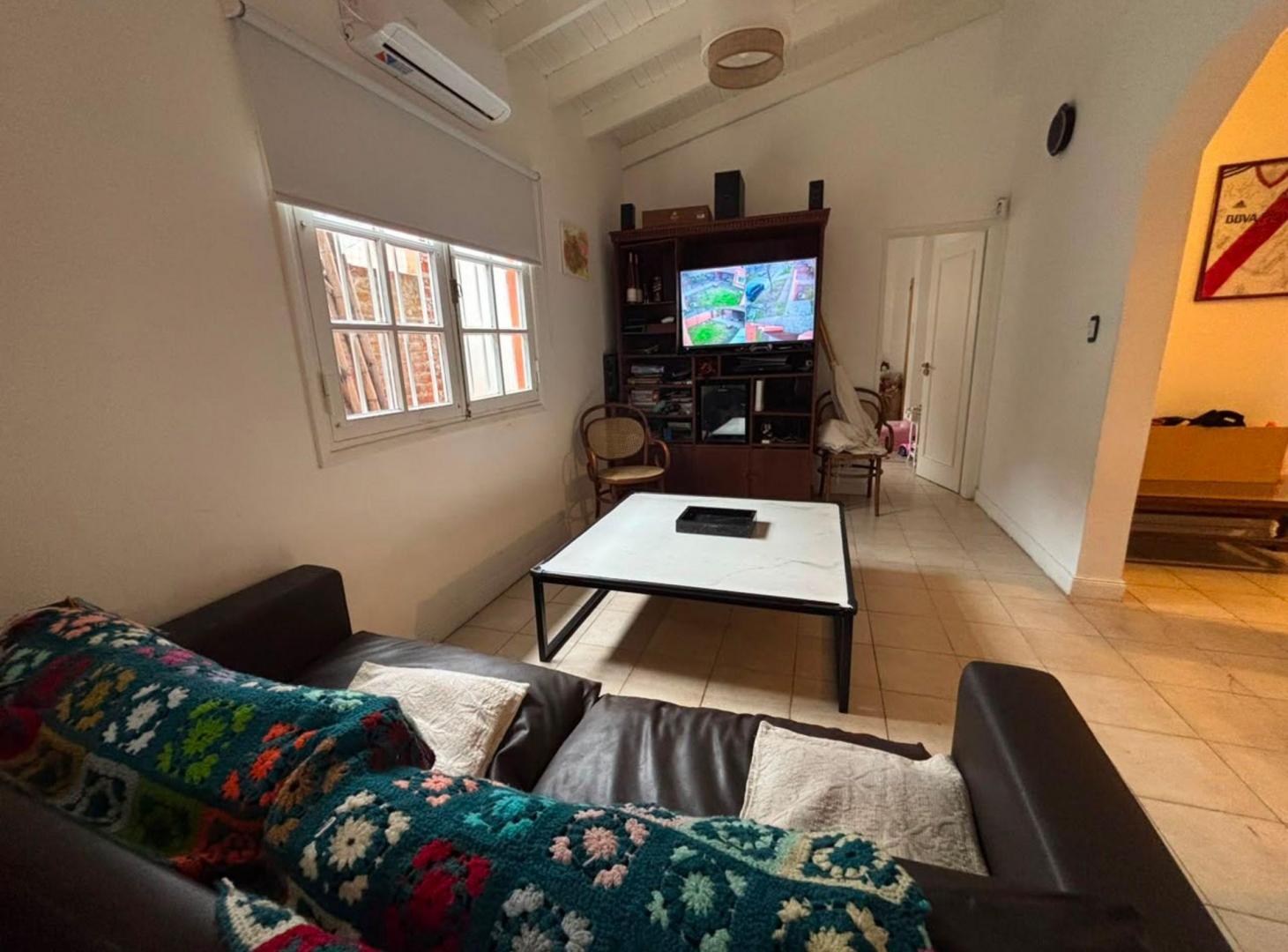 Foto de Venta Casa 3 amb - Ituzaingó - Jardín - cochera, imagen 2
